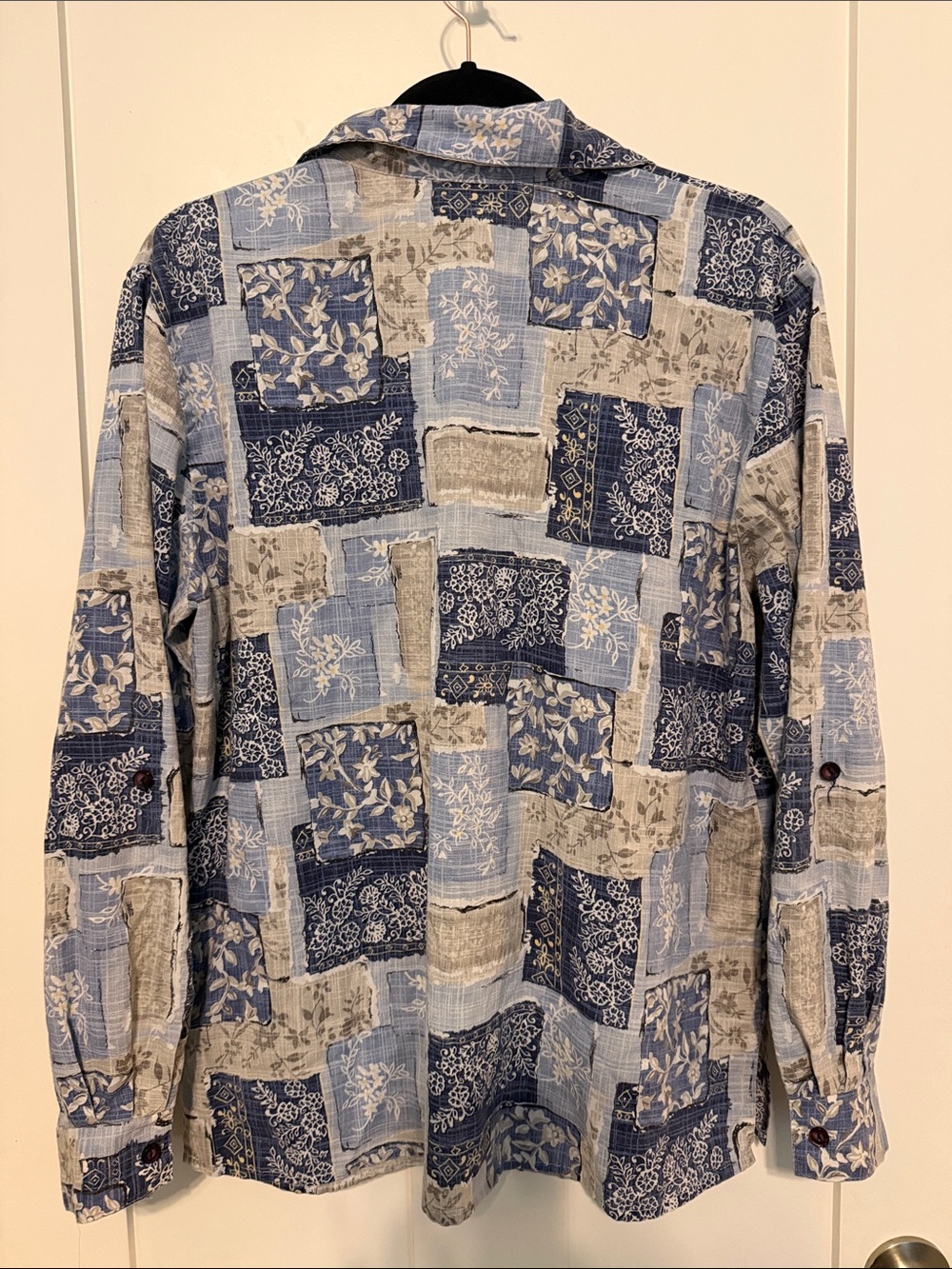 Tapestry Floral Patchwork Button-Up Shirt in Blue and White Cottagecore - Picture 3 of 7